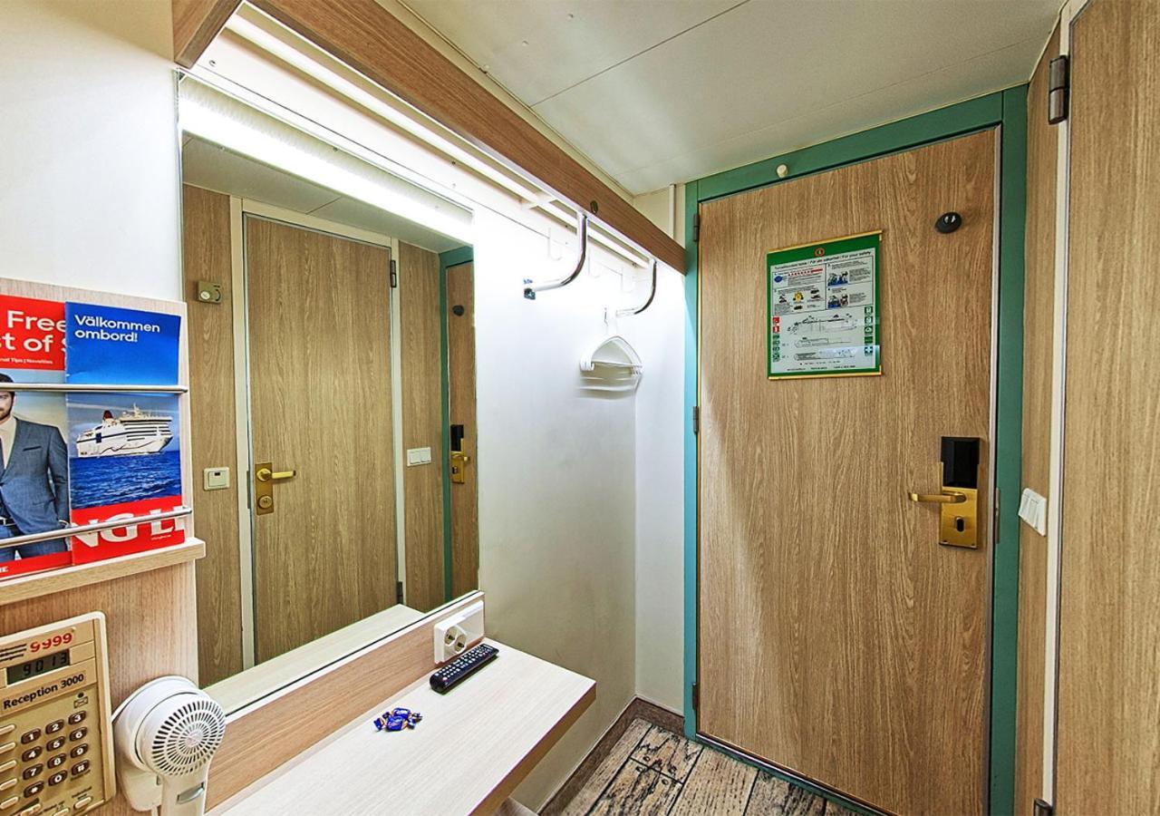 فندق Viking Line Ferry Viking Cinderella - 2-Night Cruise Stockholm-Helsinki-ستوكهولم الغرفة الصورة